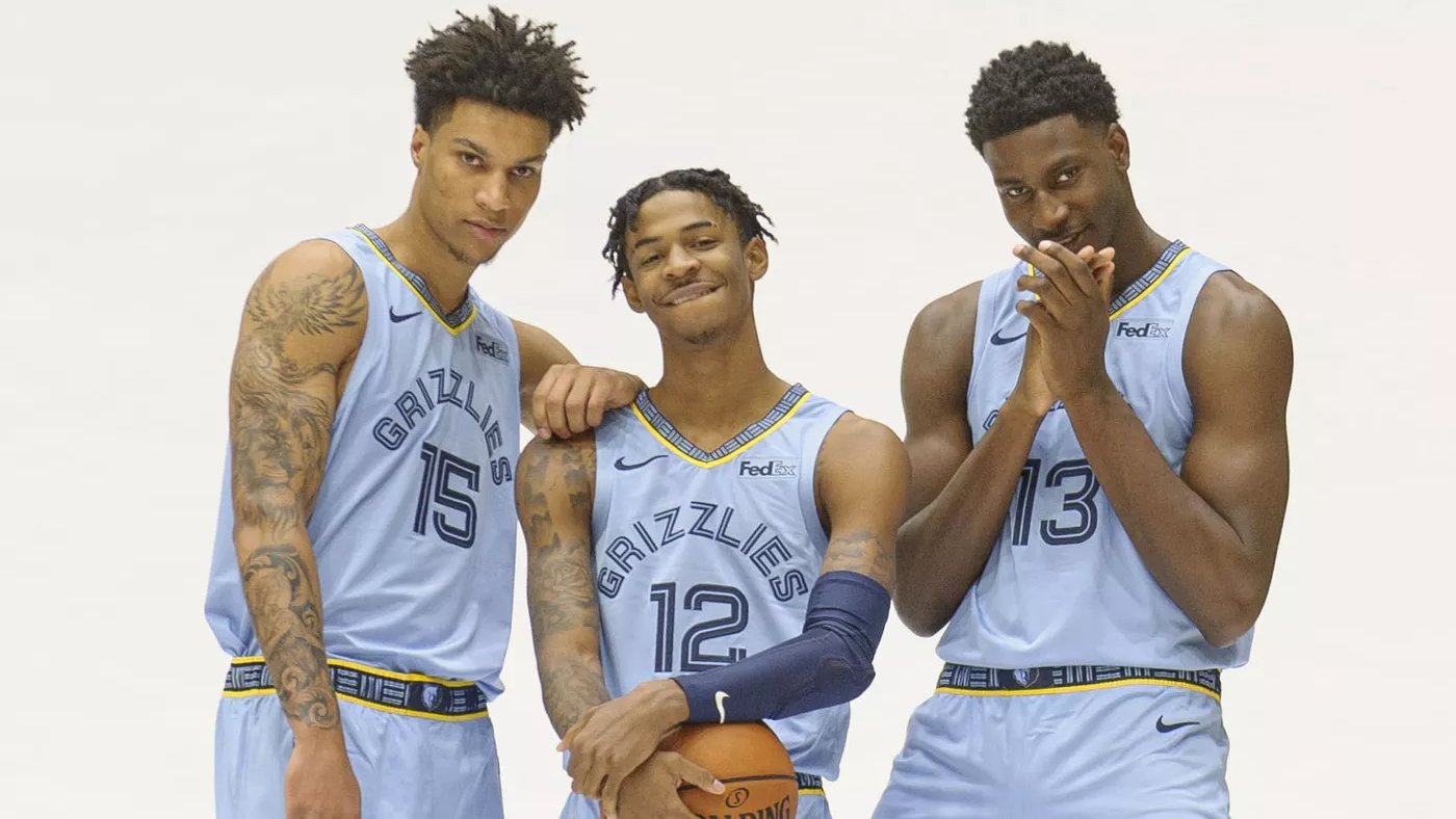 开拓者媒体人谈杨瀚森语言障碍影响战术理解（开拓者记者：杨瀚森语言障碍影响其战术理解）