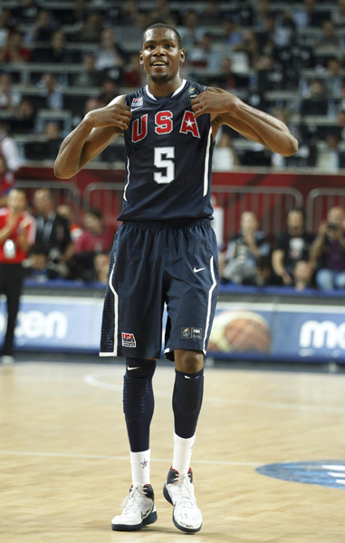 埃德森：巴西需要名气大、能匹配其地位的教练，安帅就是这样（埃德森：巴西该请与其地位相称的大牌主帅，安切洛蒂最合适）