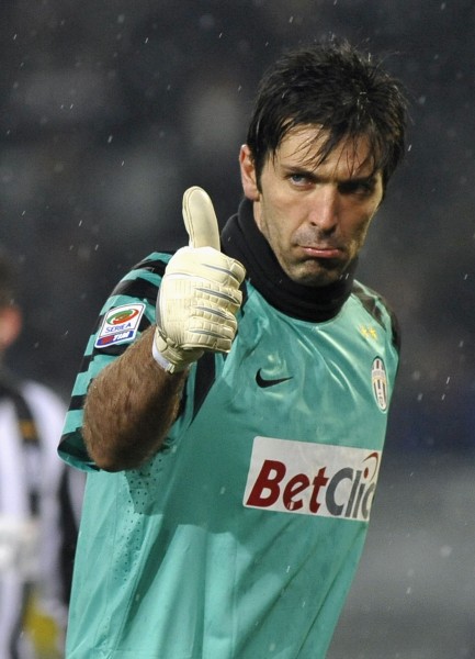 徐根宝：希望海港为国输送更多优秀球员，我们的目标是世界杯（徐根宝：海港要为国家队培养更多人才，目标直指世界杯）