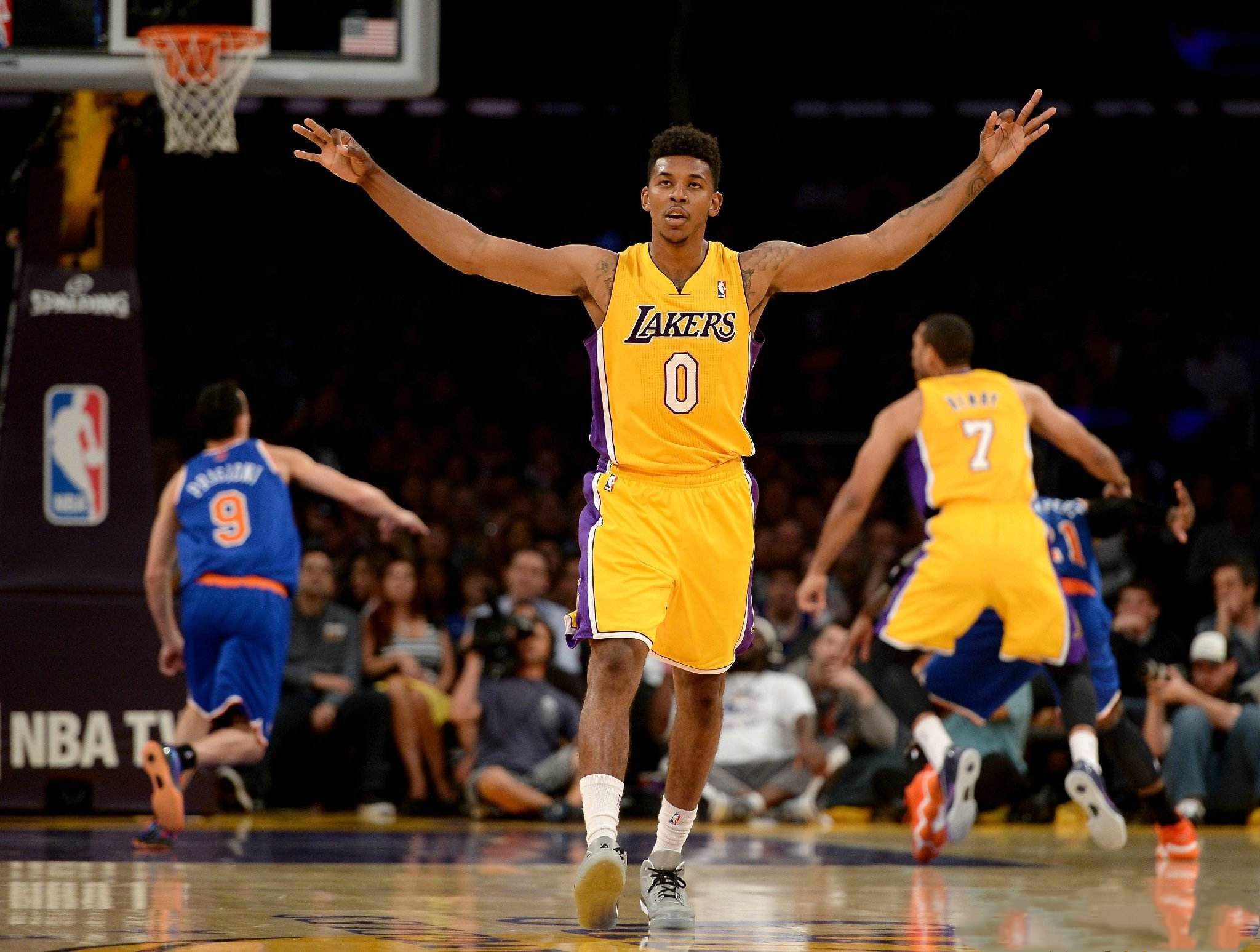 阿莱格里：我们还有整个赛季在面前，目标是重返欧冠赛场（阿莱格里：赛季还长，我们的目标是重返欧冠赛场）