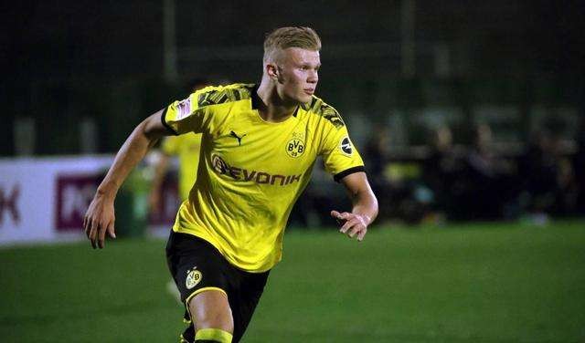 分差上双！桑普森跟进上篮得分并造成犯规 广厦一波8-0（分差破两位数！桑普森跟进上篮打成2+1 广厦掀起8-0高潮）